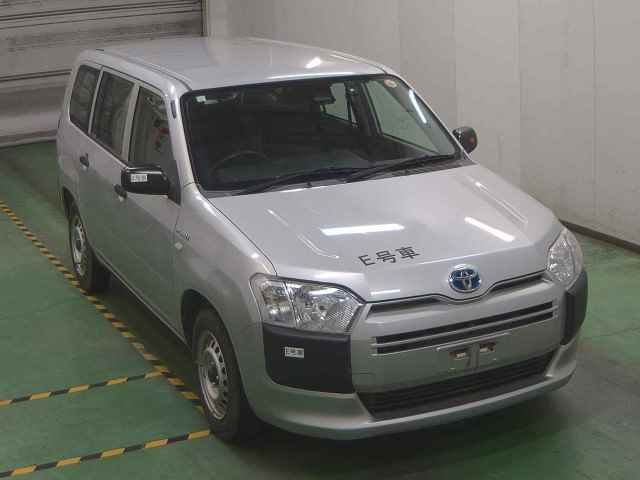 2020 Toyota Succeed Hybrid UL Japan auction vehicle