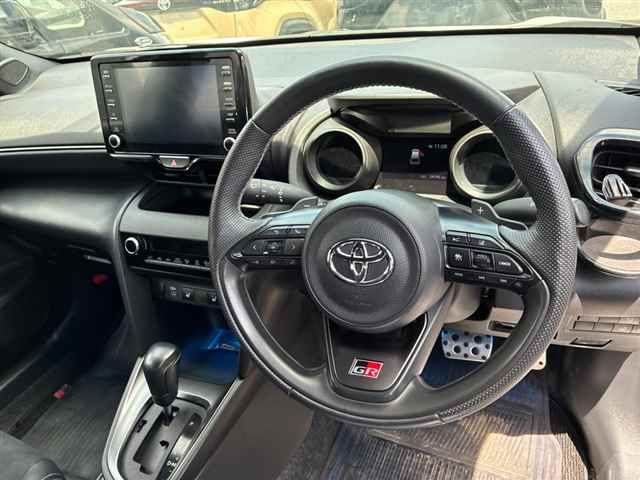 2022 Toyota Yaris Cross GR Sport auction photo 3