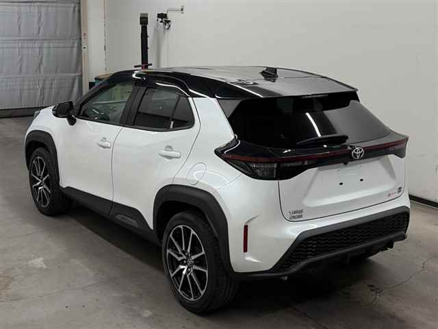 2022 Toyota Yaris Cross GR Sport auction photo 2