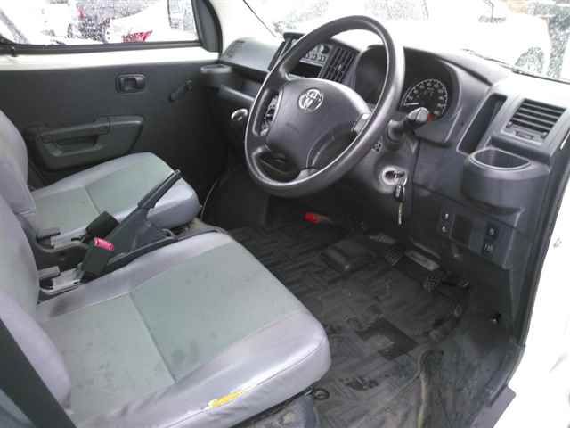 2021 Toyota タウンエース バン DX auction photo 3