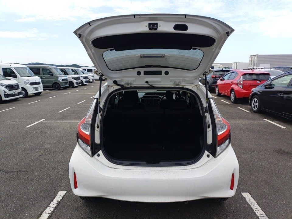 2019 Toyota Aqua auction photo 8