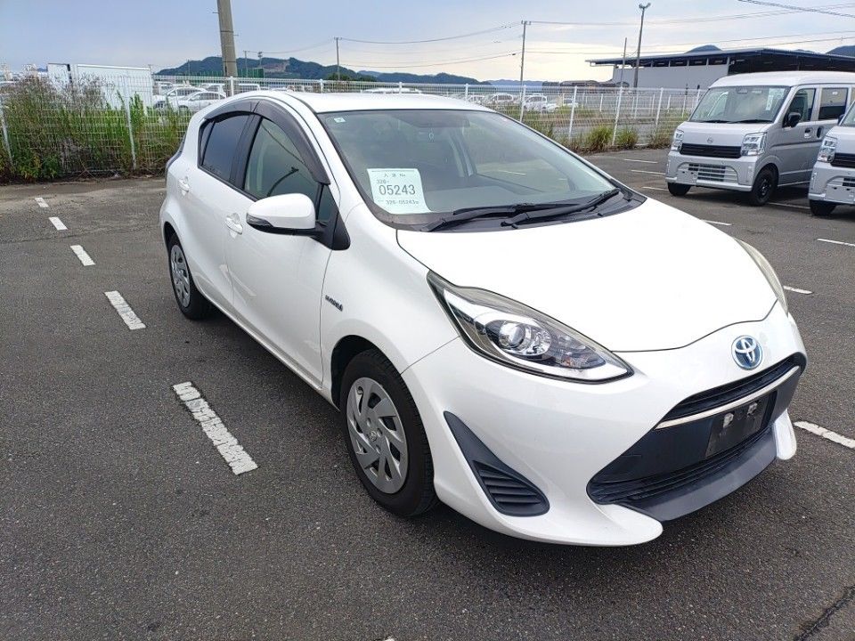2019 Toyota Aqua auction photo 4