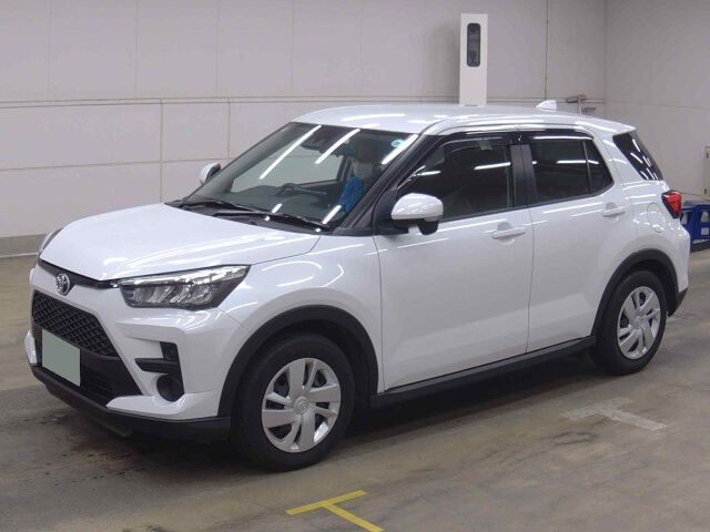 2024 Toyota Raize X 4WD auction photo 4