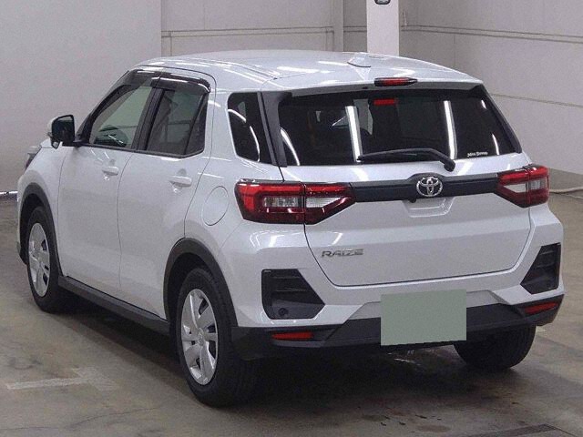 2024 Toyota Raize X 4WD auction photo 2