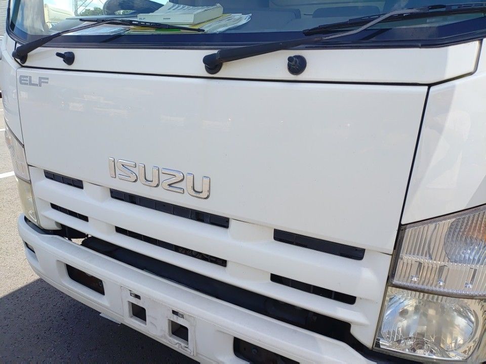 2013 Isuzu Elf auction photo 19