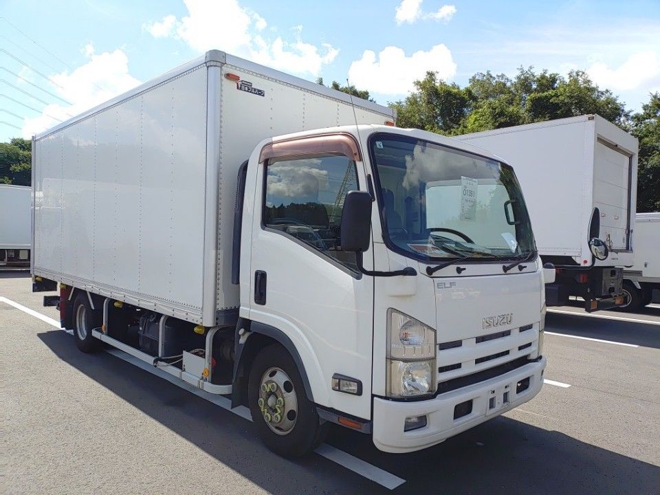 2013 Isuzu Elf auction photo 4