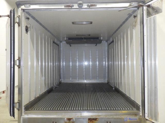 2007 Isuzu Elf 冷蔵・冷凍車 auction photo 4
