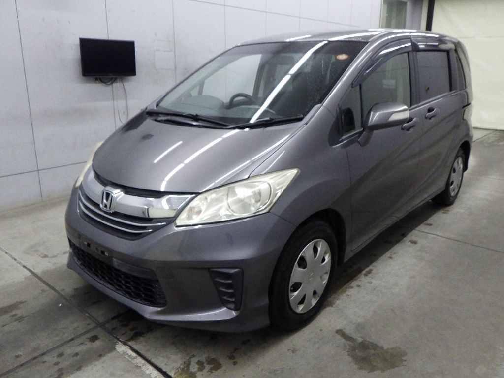 2015 Honda Freed Gプレミアムエディション 7人 auction photo 4