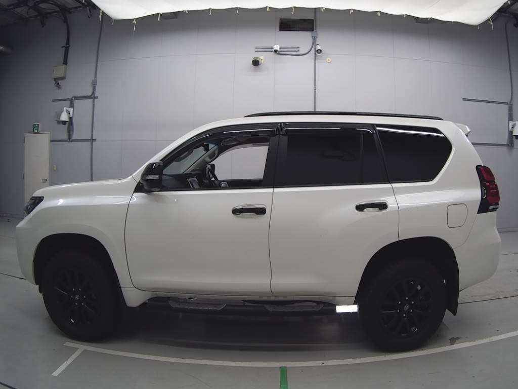 2022 Toyota Land Cruiser Prado TX Lパック70thアニバ 4WD auction photo 4
