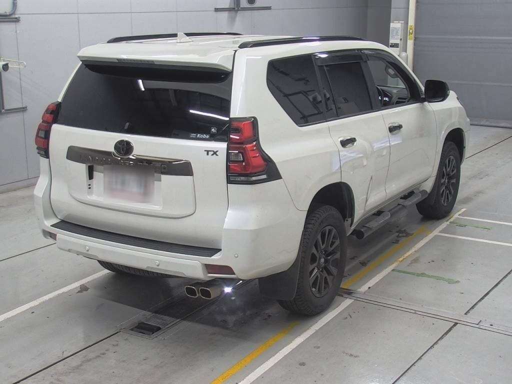 2022 Toyota Land Cruiser Prado TX Lパック70thアニバ 4WD auction photo 2