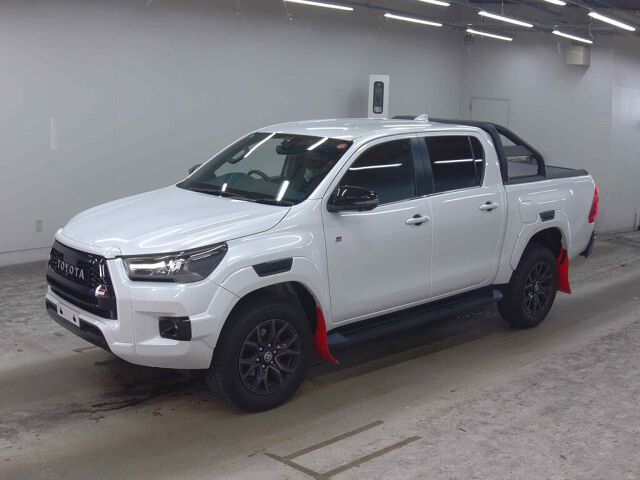 2024 Toyota Hilux Z GR Sport 4WD auction photo 4