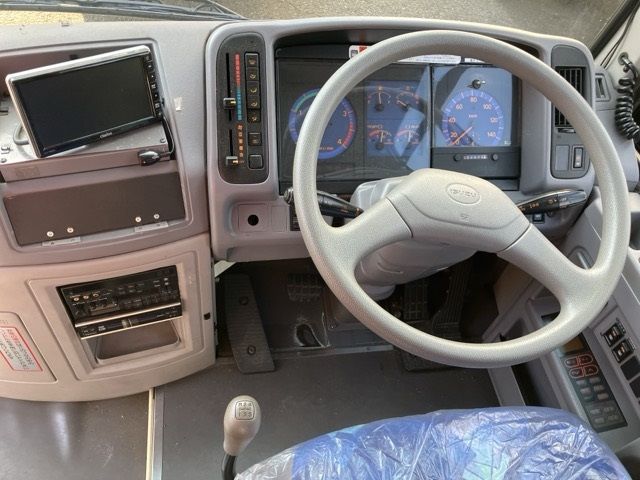 2008 Isuzu ジャーニー bus auction photo 5