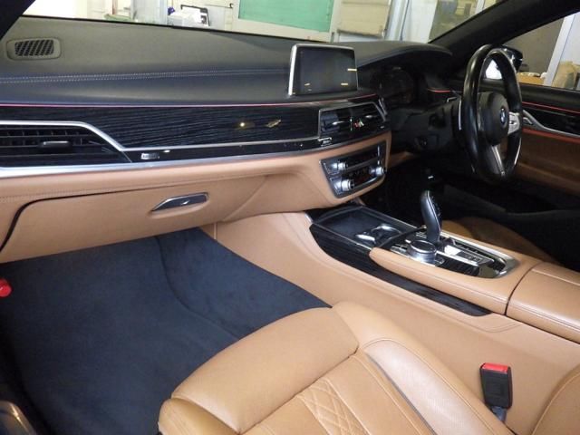 2021 BMW BMW 740 I MSP auction photo 2