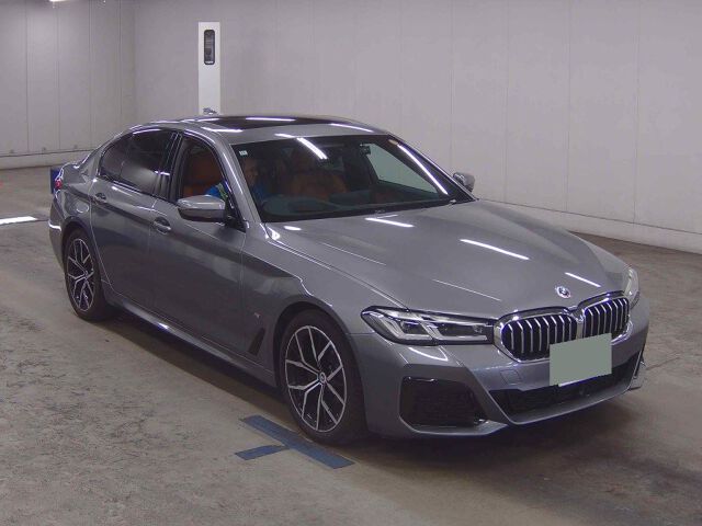 2022 BMW 5 Series 523DXDRMスポーツ 4WD Japan auction vehicle