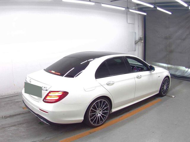 2017 Mercedes-Benz E-Class E43 4MATIC 4WD auction photo 5