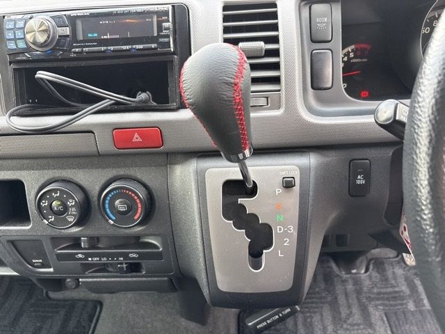 2009 Toyota Hiace バン auction photo 5