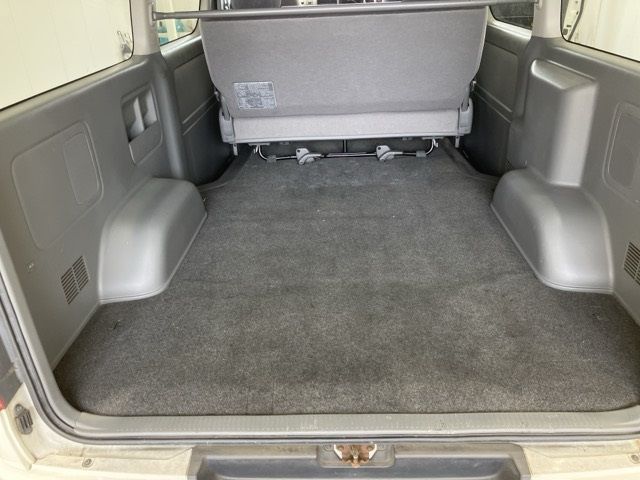 2009 Toyota Hiace バン auction photo 12