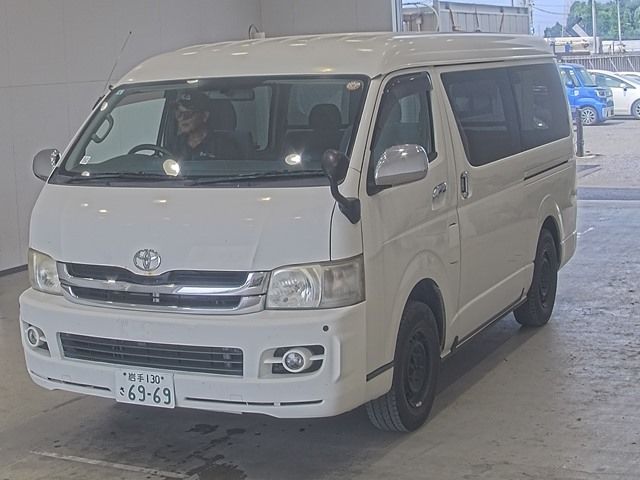 2009 Toyota Hiace バン Japan auction vehicle