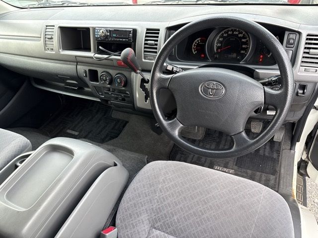 2009 Toyota Hiace バン auction photo 4