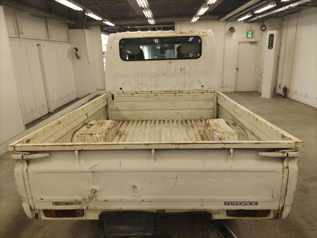 2002 Toyota Dyna Wキャブ 4WD auction photo 6
