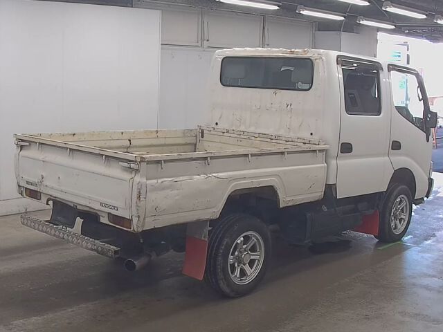 2002 Toyota Dyna Wキャブ 4WD auction photo 5