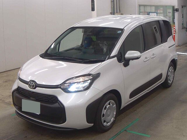 2026 Toyota Sienta Hybrid G auction photo 4