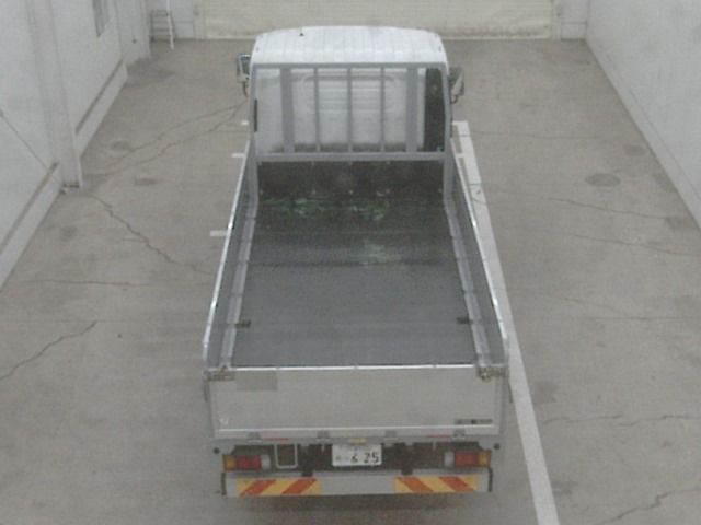 2017 Isuzu Elf Flatbed auction photo 3