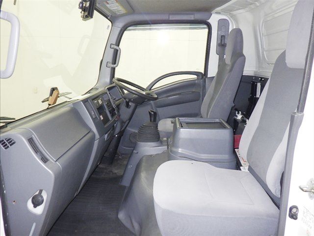 2017 Isuzu Elf Flatbed auction photo 7