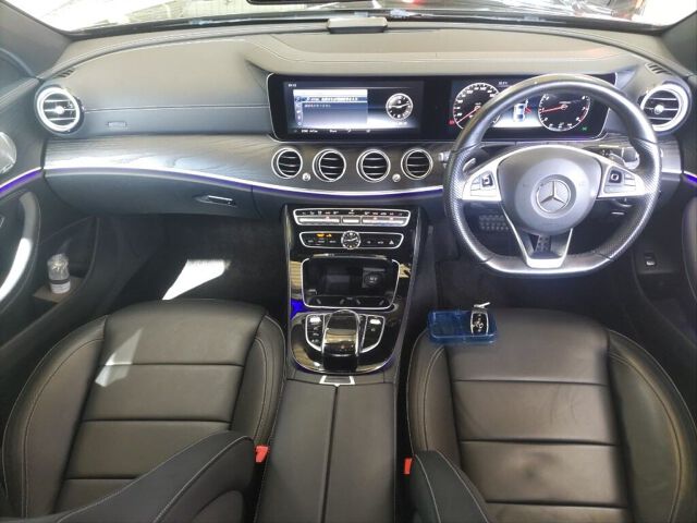 2016 Mercedes-Benz E-Class E250 Avant G Sport auction photo 3