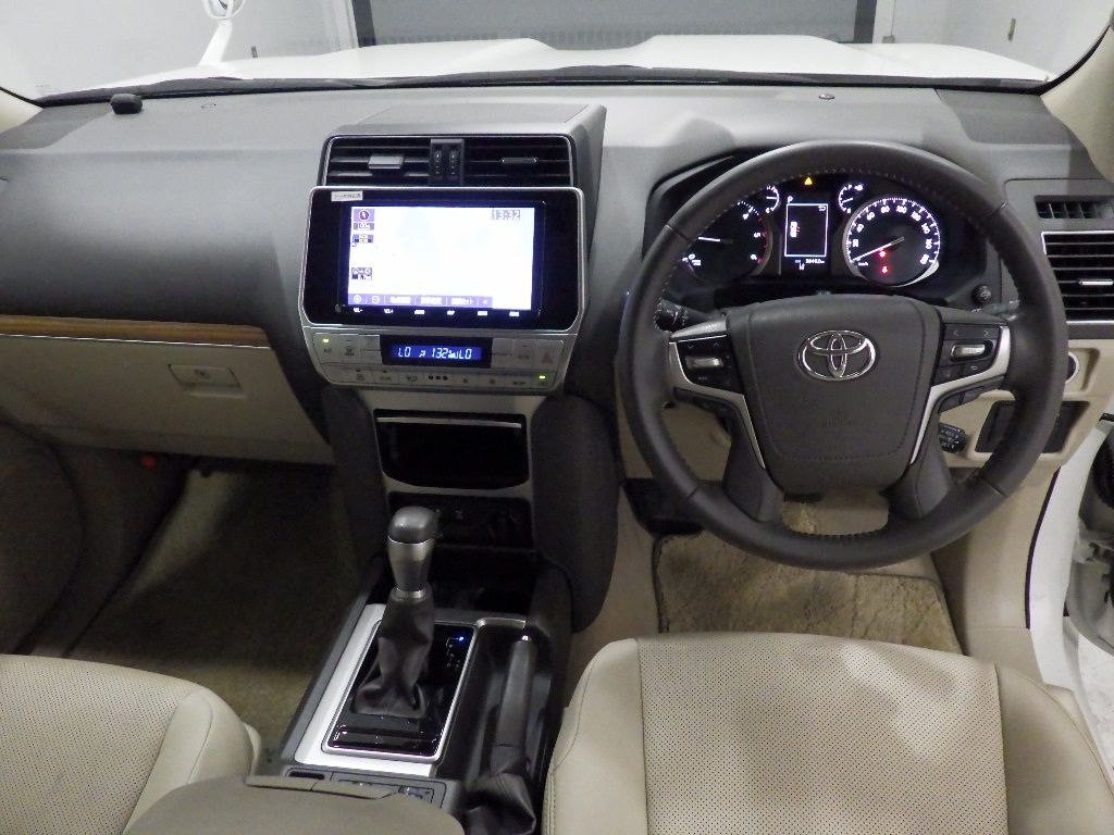 2022 Toyota Land Cruiser Prado TX L Package Matte Black Edition (7-seater) auction photo 3