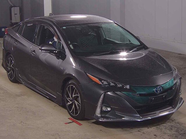 2017 Toyota Prius PHEV A selected Japan auction vehicle