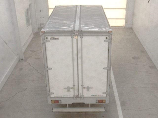 2019 Isuzu Elf Wing auction photo 3