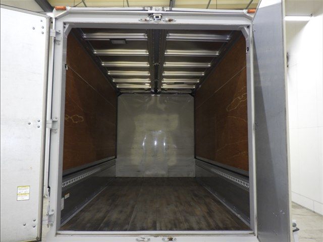 2019 Isuzu Elf Wing auction photo 4