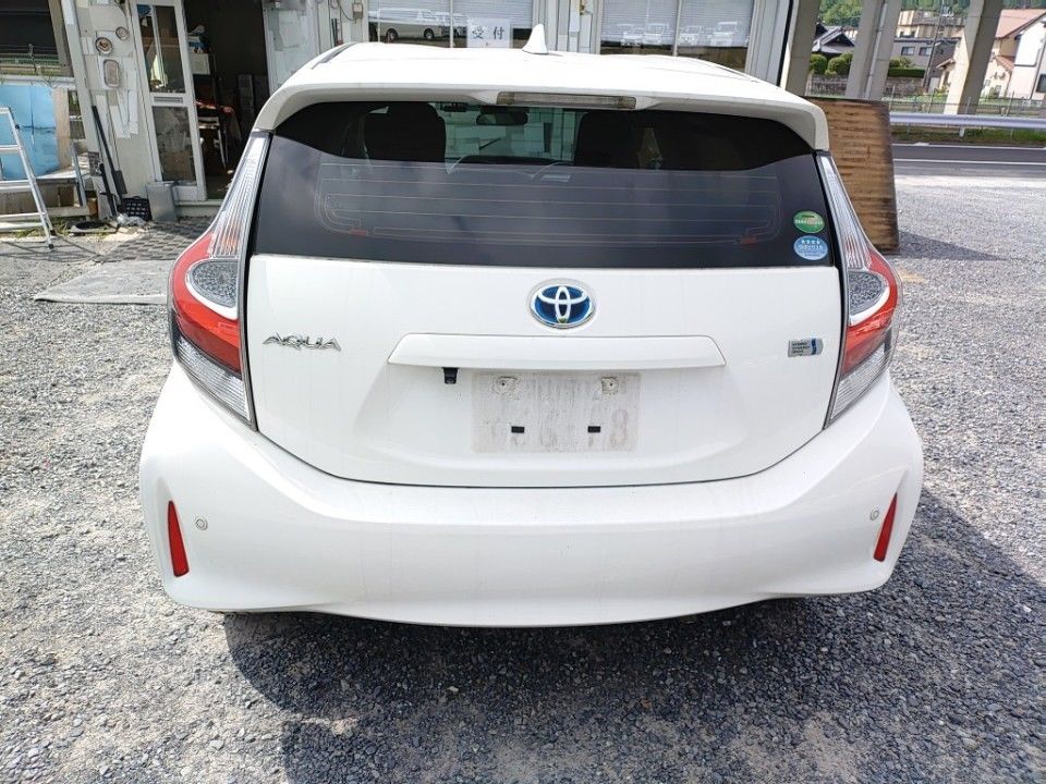 2018 Toyota Aqua auction photo 5
