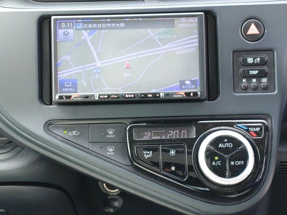 2018 Toyota Aqua auction photo 11