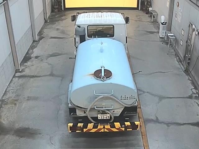 2006 Isuzu Forward 散水車 auction photo 3