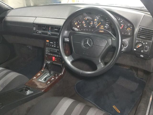 1991 Mercedes-Benz SL 500SL auction photo 3