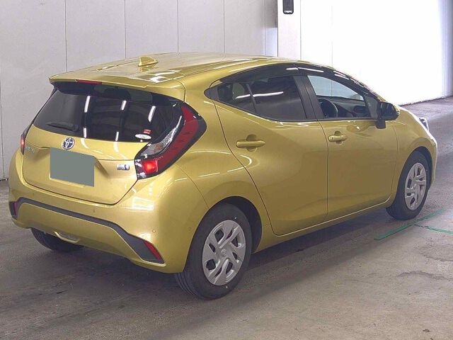 2023 Toyota Aqua X auction photo 5