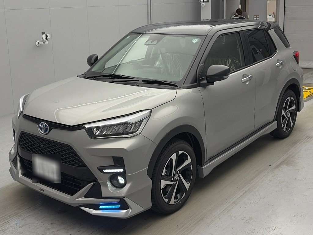 Japan Auction Vehicles 4 2026 Toyota Raize Hybrid Z auction photo