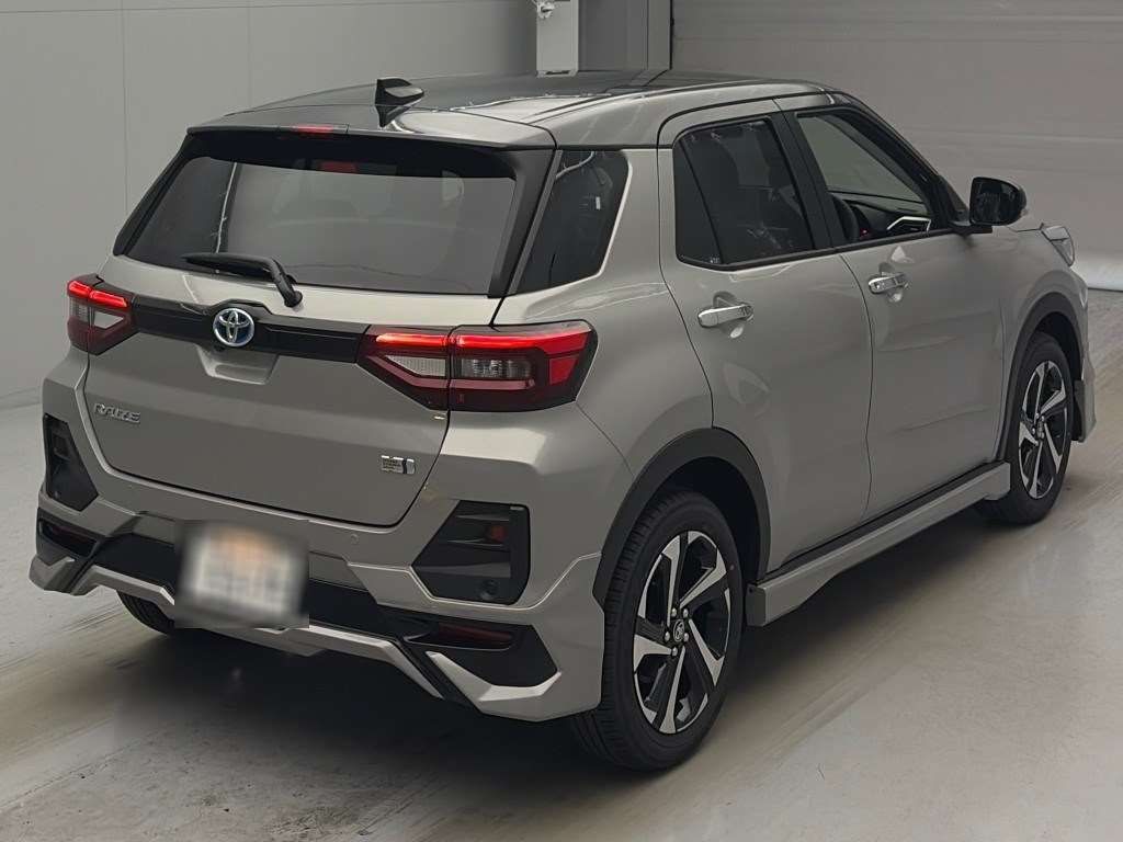 2026 Toyota Raize Hybrid Z auction photo 2