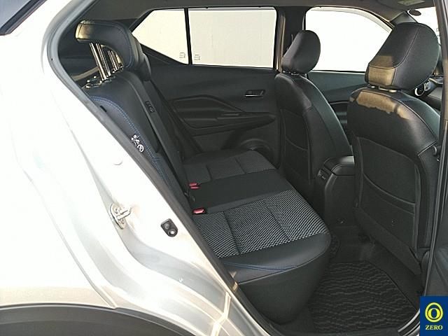 2021 Nissan Kicks X auction photo 8