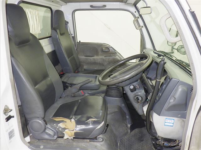 2008 Isuzu Elf dump auction photo 5