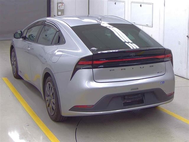 2023 Toyota Prius X 4WD auction photo 2