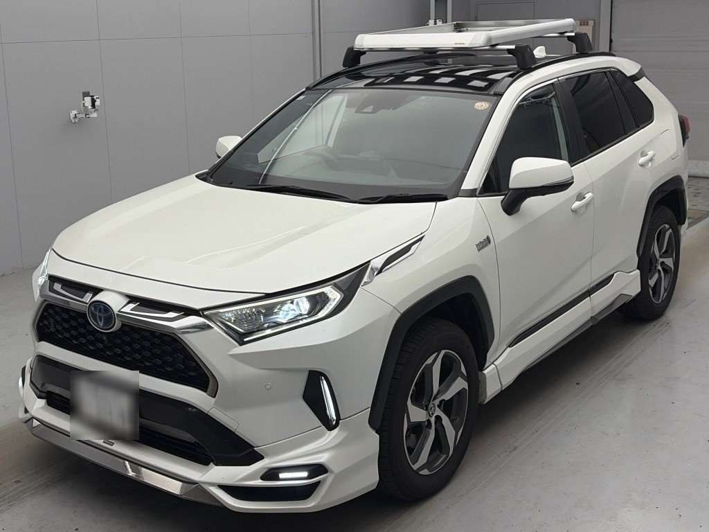 Japan Auction Vehicles 4 2021 Toyota RAV4 G Z 4WD auction photo