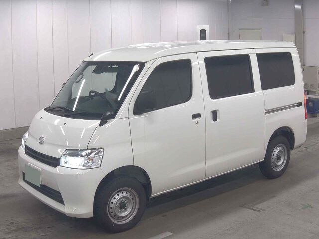 2025 Toyota TownAce Van GL 4WD auction photo 4