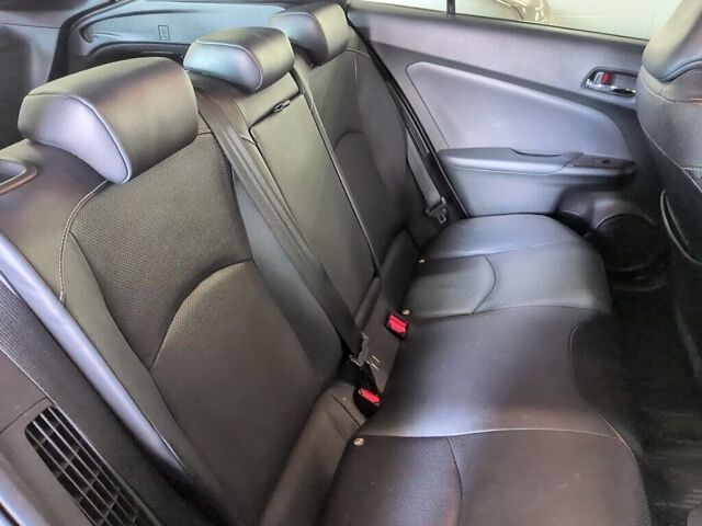2019 Toyota Prius PHEV A Premium auction photo 6