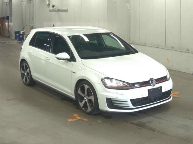 2015 Volkswagen VW ゴルフ 5D GTI Japan auction vehicle