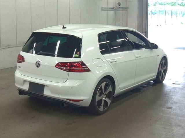 2015 Volkswagen VW ゴルフ 5D GTI auction photo 3