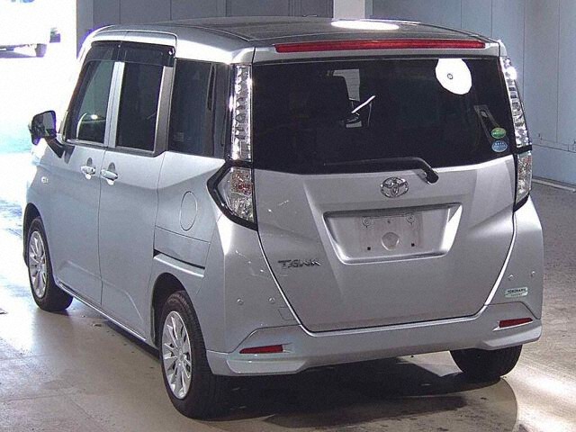 2020 Toyota Tank X S auction photo 2