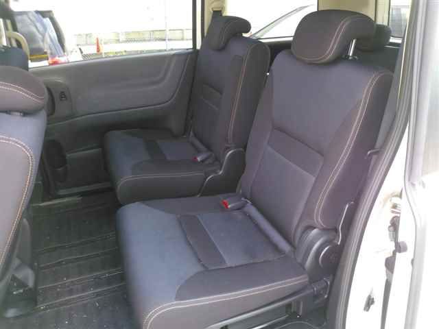 2007 Nissan Serena ハイウェイスター auction photo 9